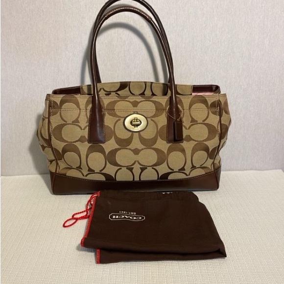 Coach authentic Madeline large tote bag. - Picture 4 of 14